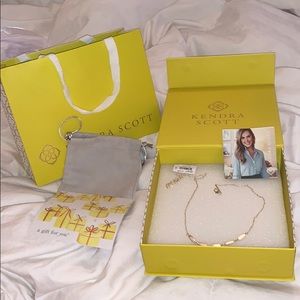 Kendra Scott Necklace
